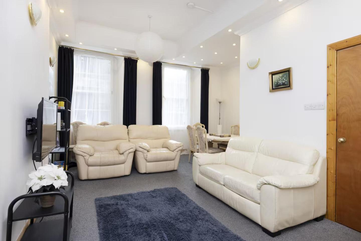 Joivy 3 Bed Flat In Old Town, Close To Grassmarket Edynburg Zewnętrze zdjęcie